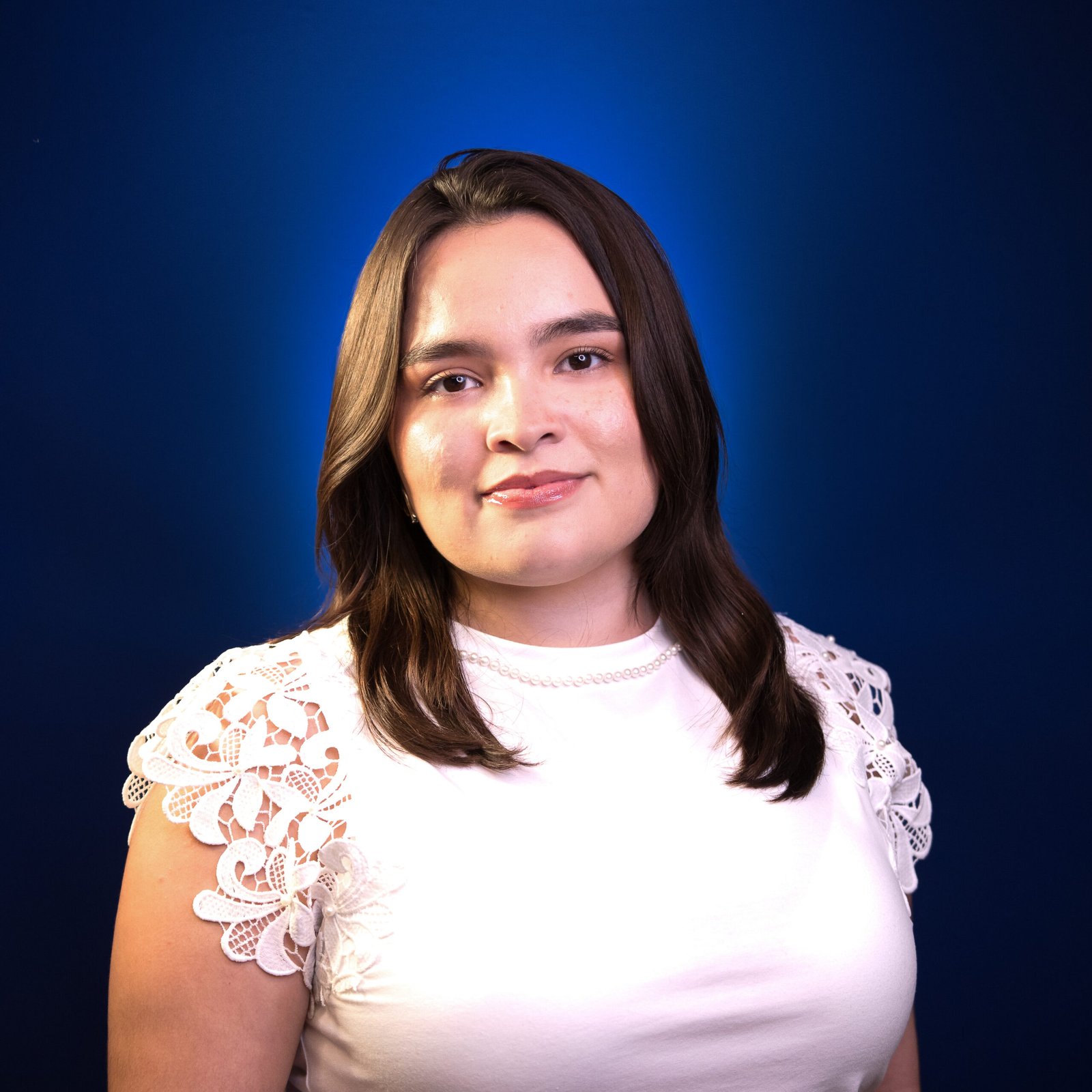 ÁNGELA GUAJARDO